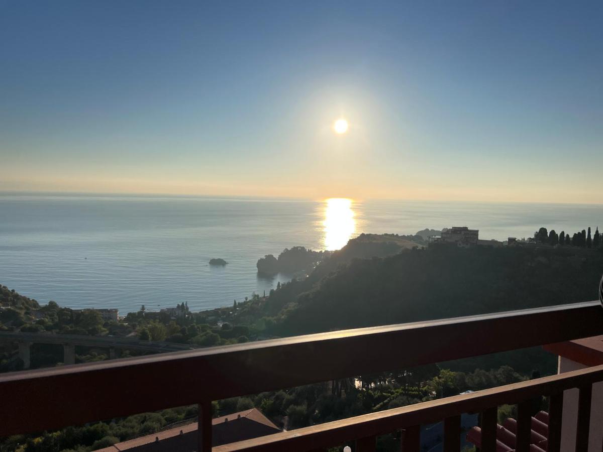 Chez Marie Apartment Taormina Bagian luar foto
