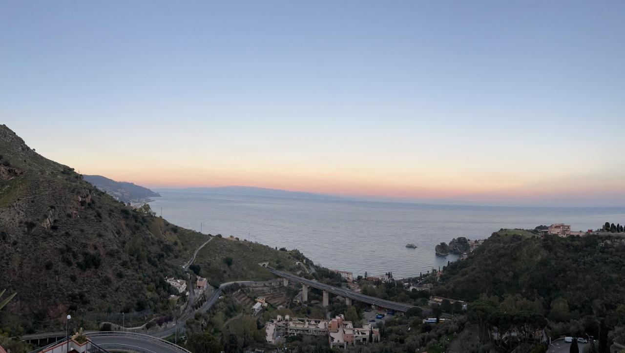 Chez Marie Apartment Taormina Bagian luar foto