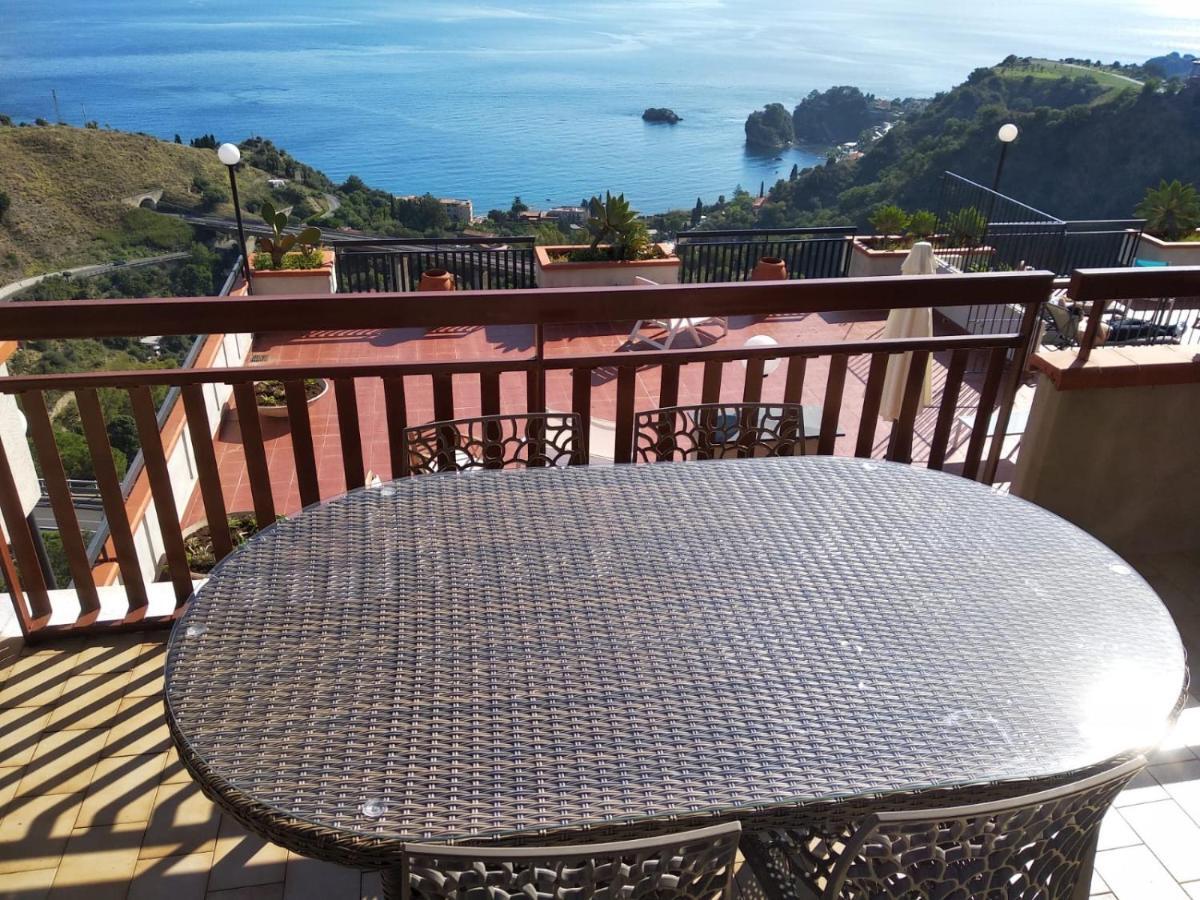 Chez Marie Apartment Taormina Bagian luar foto